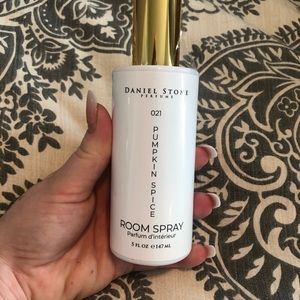 Danielle Stone Pumpkin Spice Room Spray